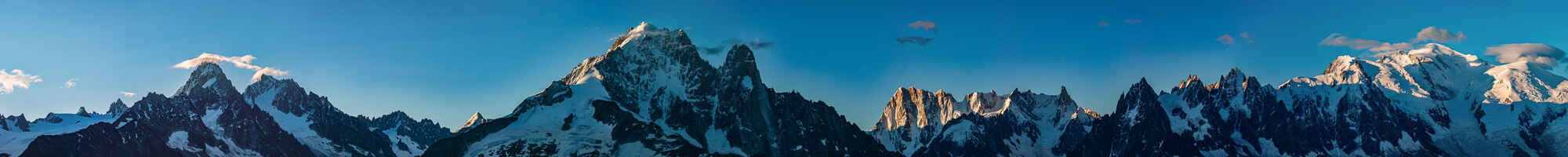 Massif du Mont-Blanc depuis le Lac Blanc