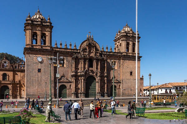 Plaza de Armas : cathédrale