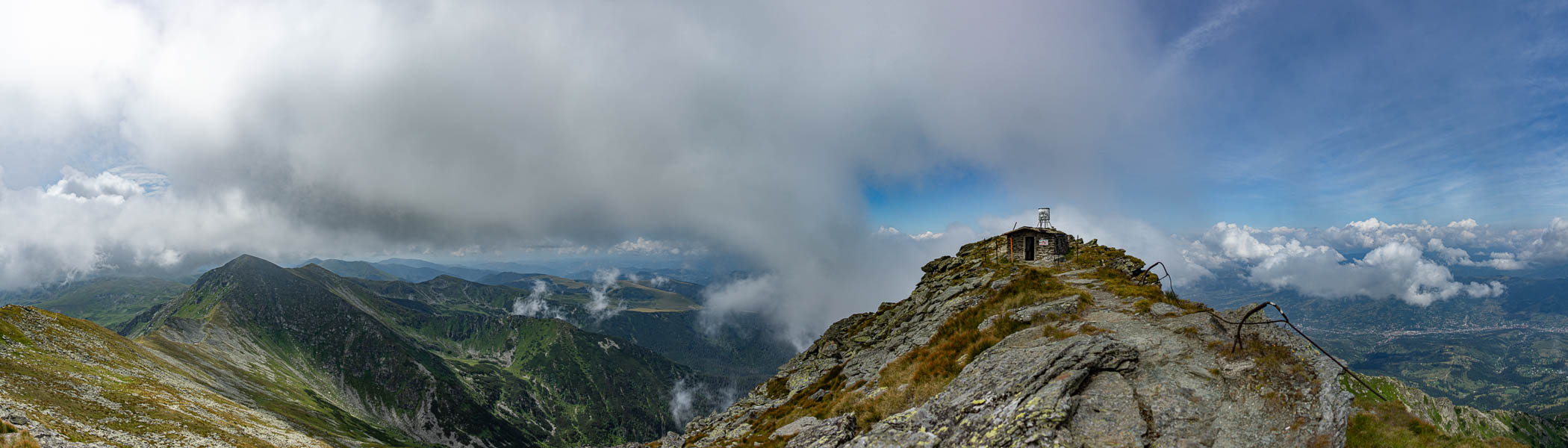 Mont Pietrosul, 2303 m