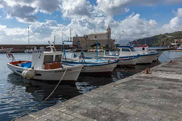 Lipari : port de pêche