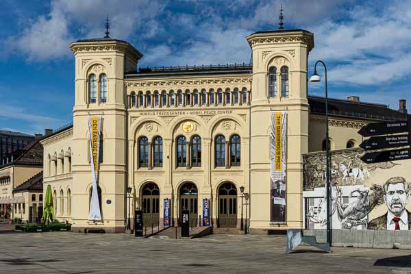 Oslo : Nobels Fredssenter