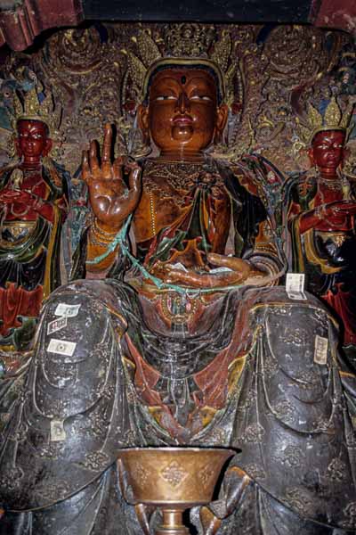 Kumbum : chapelle de Tushita, statue de Maitreya