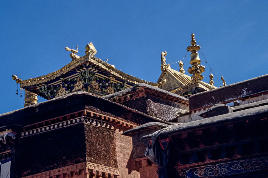 Shigatse : monastère de Tashilhunpo, toits