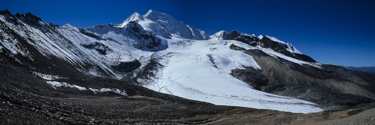 Le Kagmara et son glacier