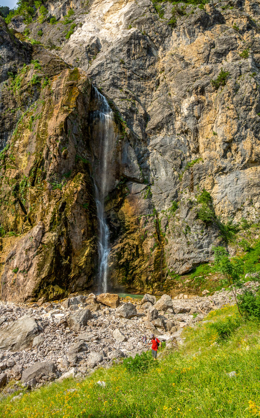 Cascade de Sllapi