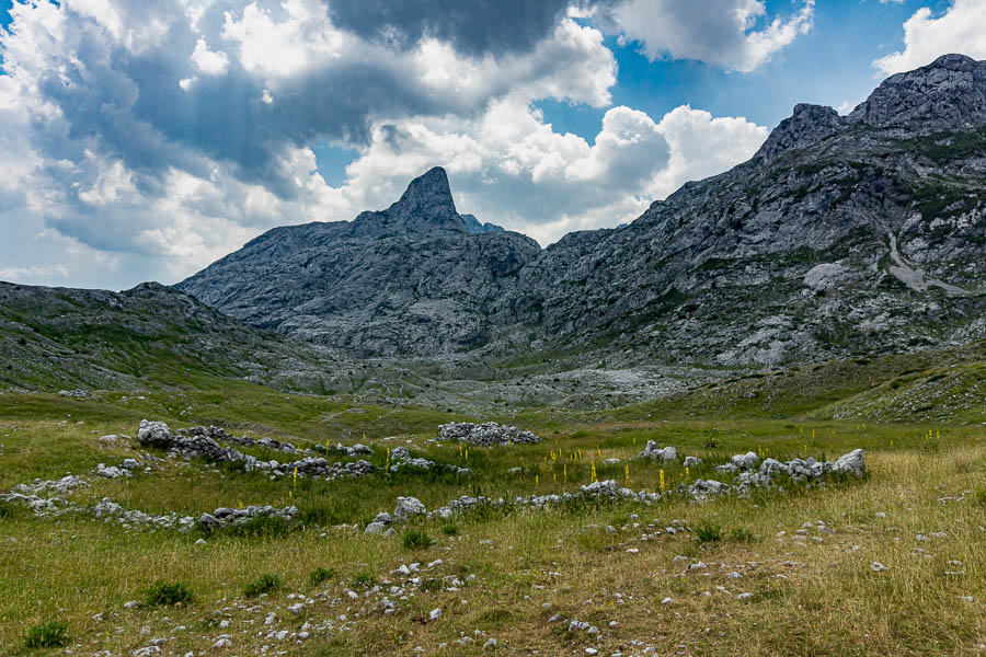 Mont Arapit, 2217 m