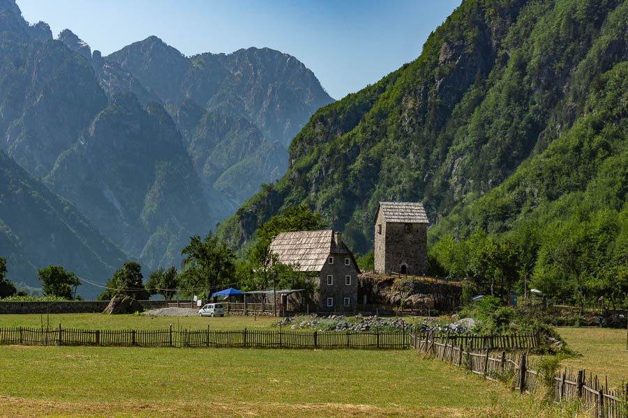 Theth : tour de Kulla