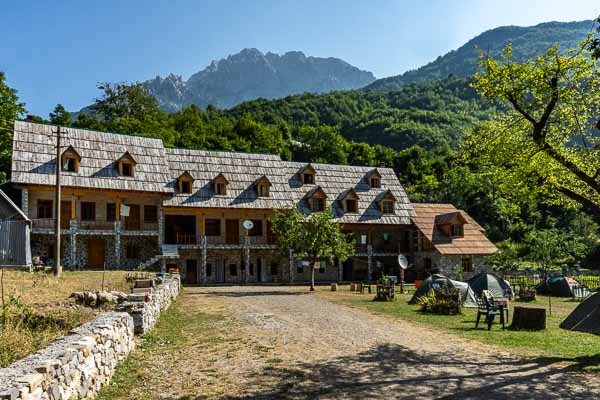 Gîte de Theth, 750 m