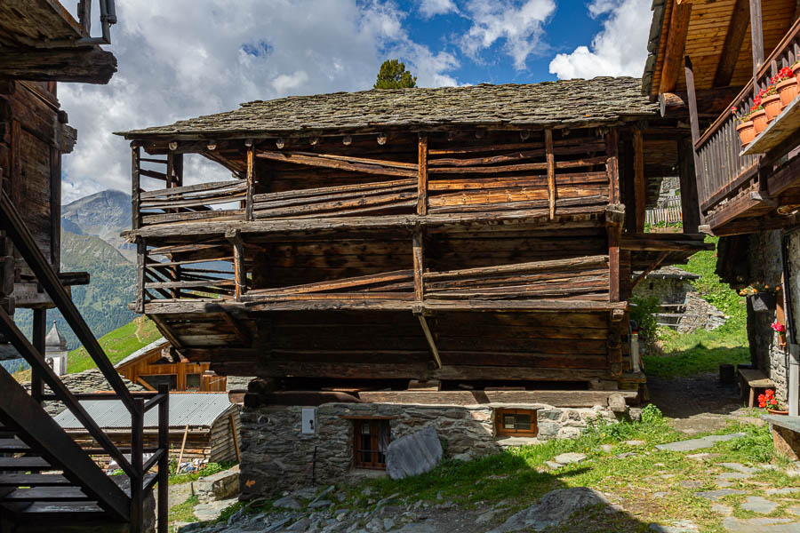 Cunéaz, 2057 m