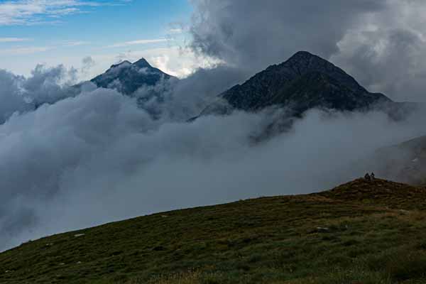 Colma di Mombarone, 2371 m, et mont Bechit, 2320 m, depuis le refuge Coda