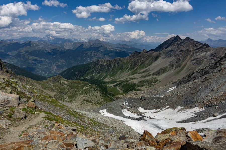 Col du Haut pas, 2860 m : vue est, au loin Vélan et Grand Combin