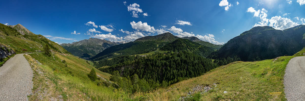 La Thuile et col du Petit-Saint-Bernard