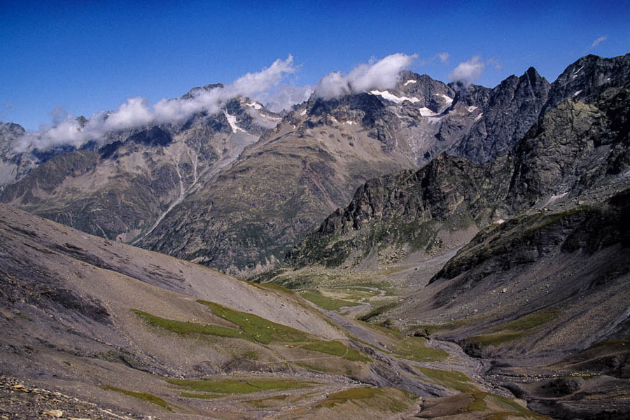 Col de Vallonpierre : vue nord vers les Bans