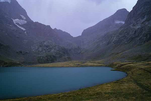 Lac de la Muzelle sous l'orage