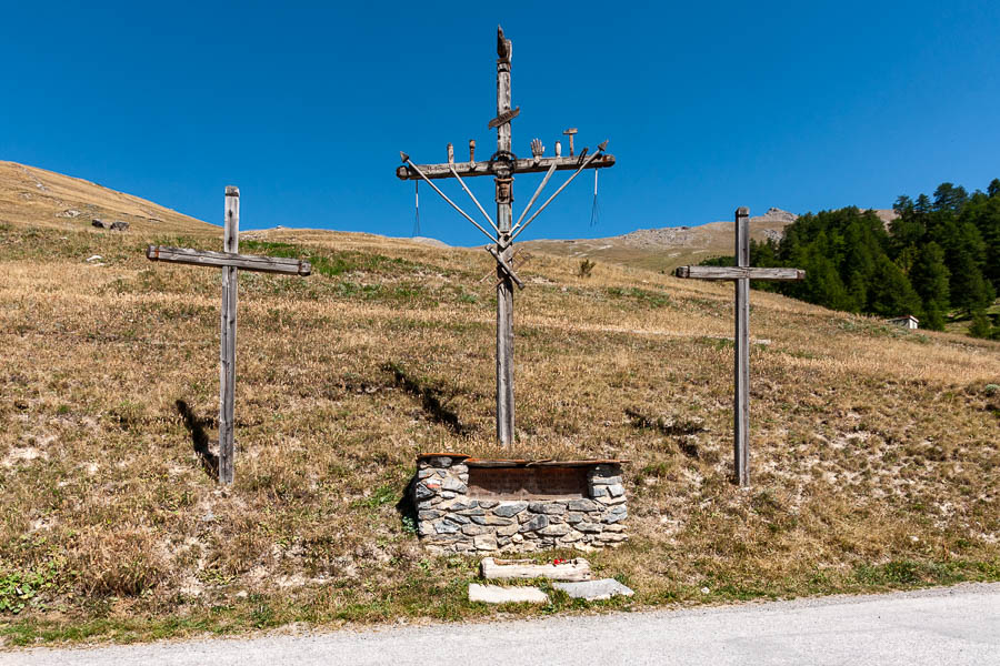 Saint-Véran : croix de mission