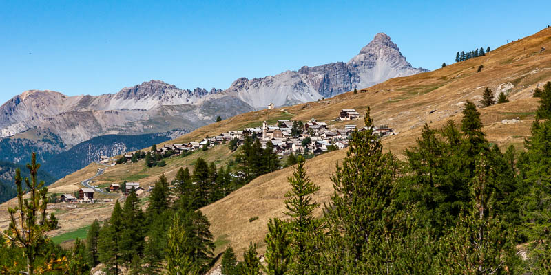 Saint-Véran, 2042 m