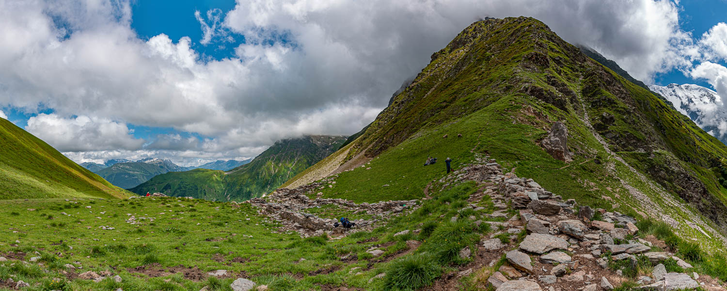 Arrivée au col de Tricot, 2120 m