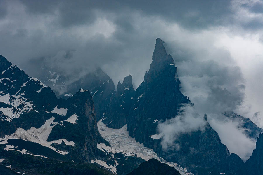 Dames Anglaises et aiguille Noire de Peuterey