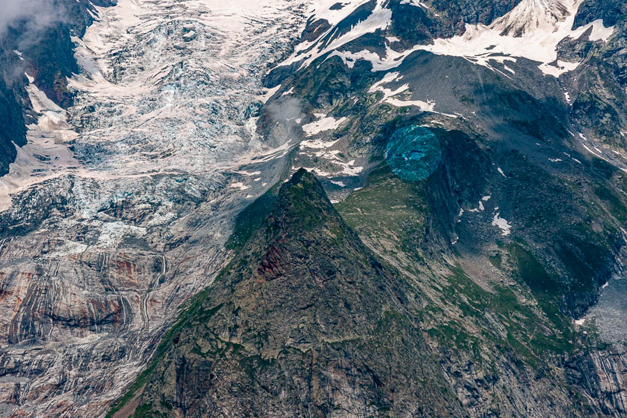 Glaciers du Brouillard et de Frêney, refuge Monzino