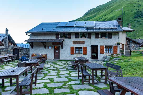 Refuge des chalets de Miage, 1559 m