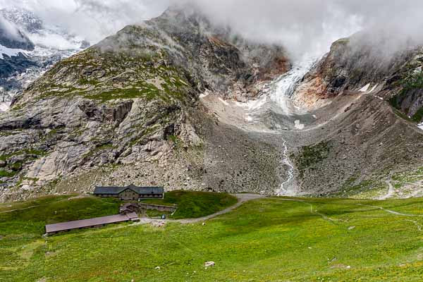 Glacier de Pré-de-Bard et refuge Elena