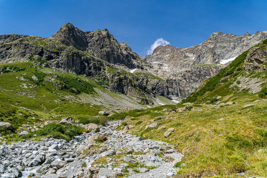 Cascade de Chanteloube sous la pointe de Verdonne, 3328 m