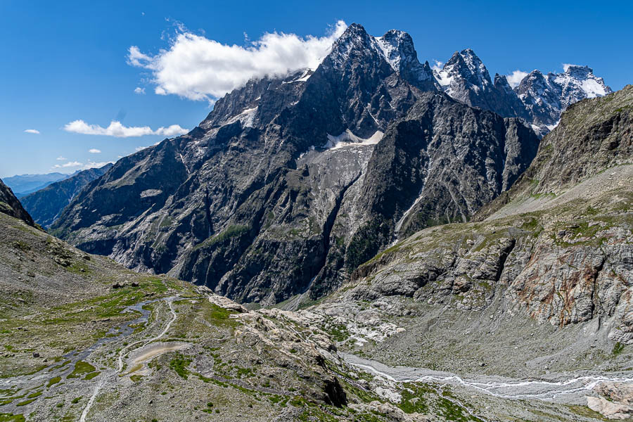 Refuge Tuckett, mont Pelvoux, pic Sans Nom, l'Ailefroide