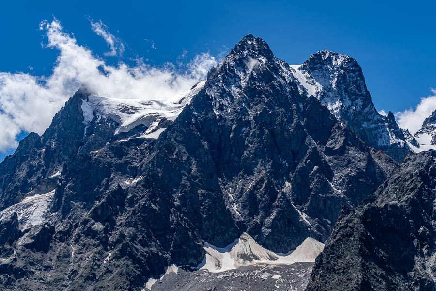 Mont Pelvoux : pointe  Durand, 3932 m, et pointe Puiseux, 3943 m