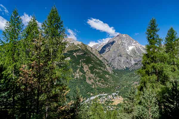 Les Claux, vallée d'Ailefroide, mont Pelvoux