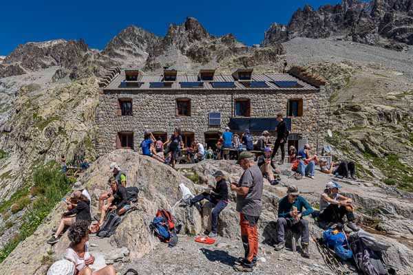 Refuge du Glacier Blanc, 2542 m