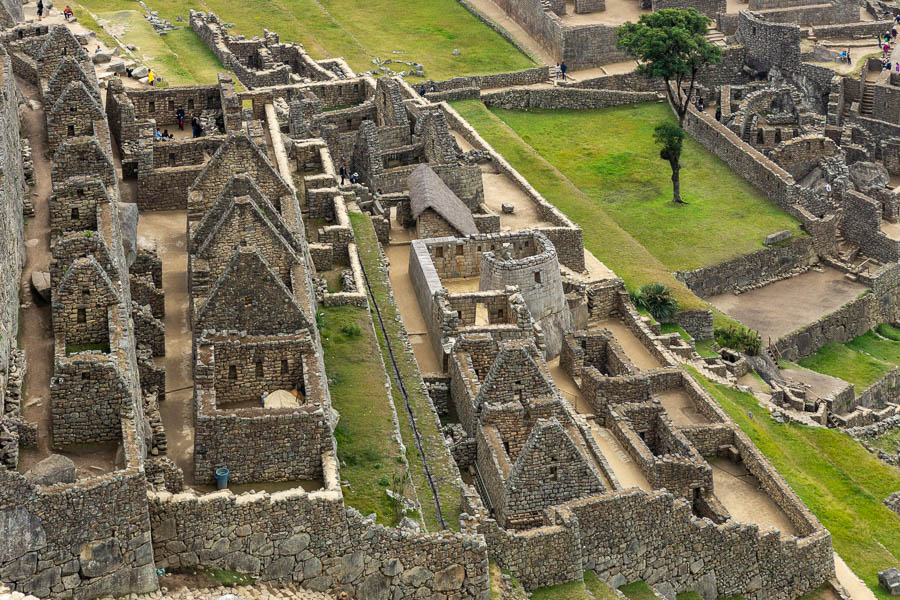 Machu Picchu : temple du soleil