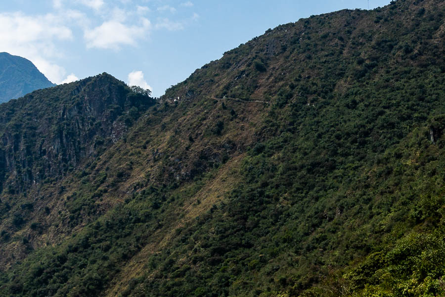 Machu Picchu : chemin de l'Inca vers Intipunku (porte du Soleil)