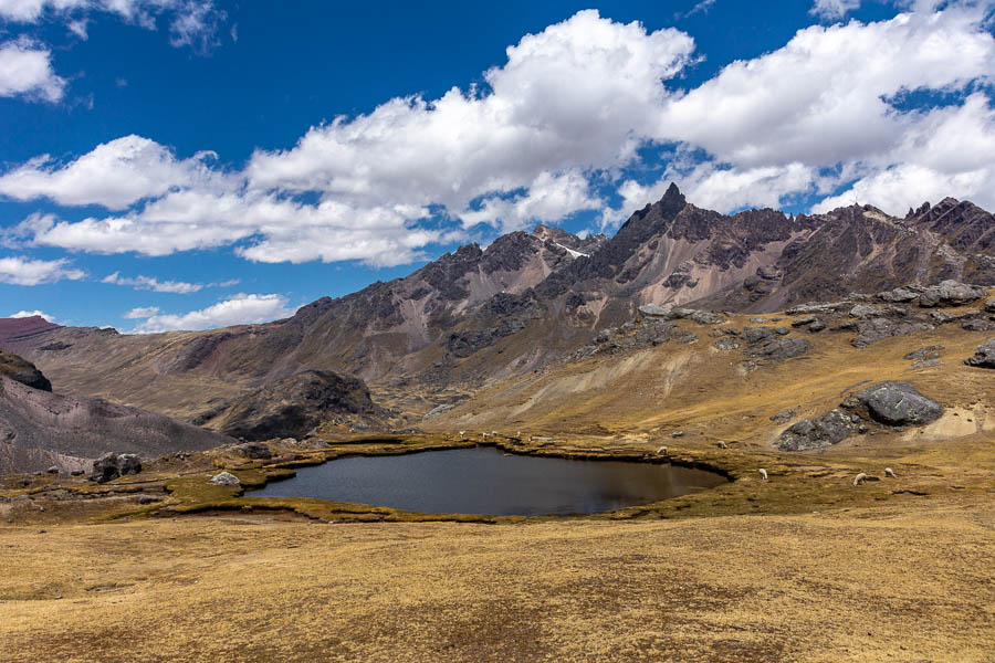 Petit lac et pic Noir