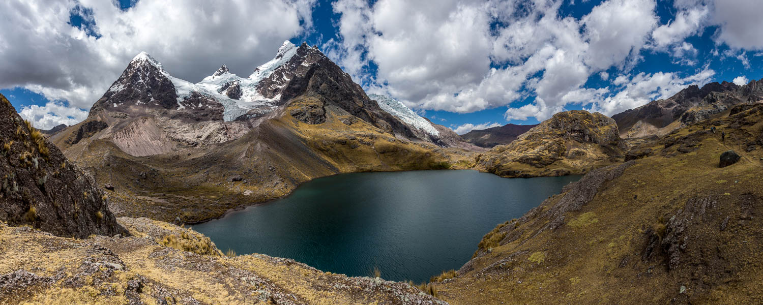 Lac et glacier de l'Ausangate