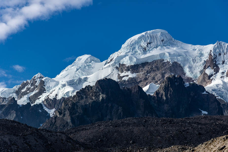 Torrent et Allqamarinayuq, 6102 m