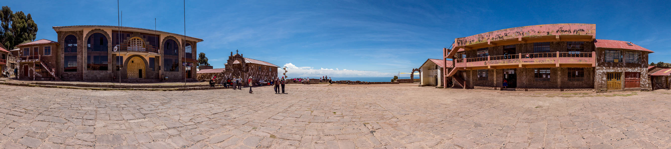 Taquile : place principale