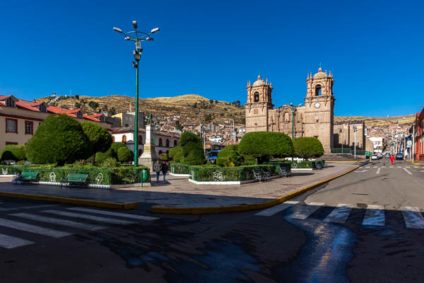 Puno : plaza de Armas