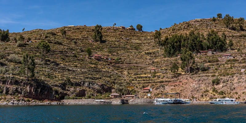 Taquile : port