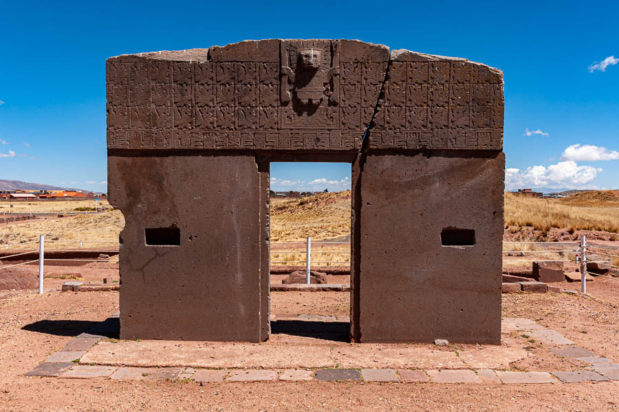 Tiwanaku : porte du Soleil