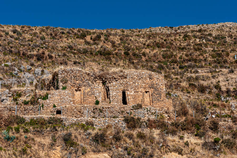 Lac Titicaca : île du Soleil, site inca, palais de Pilkokaina