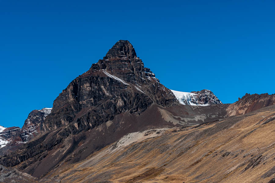 Aguja Negra, 5290 m