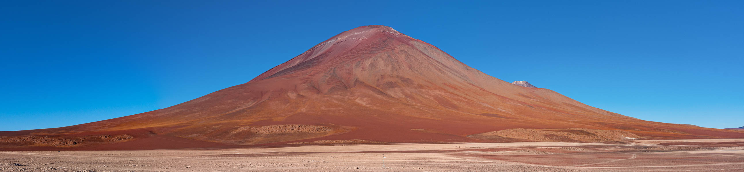 Cerro Juriques, 5704 m