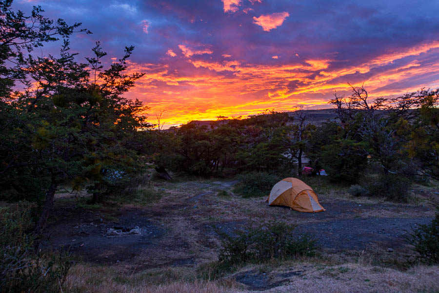 Lever de soleil sur le camping