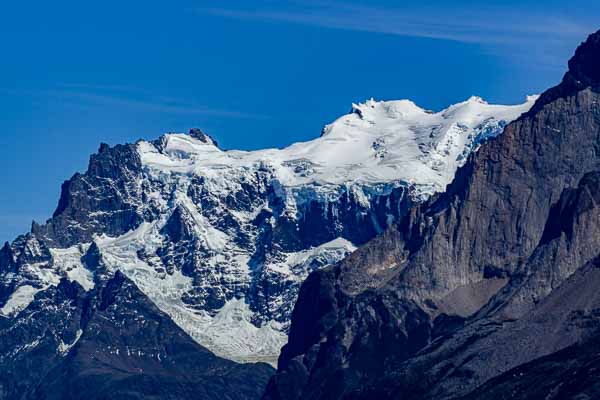 Cerro Paine Grande, 2854 m