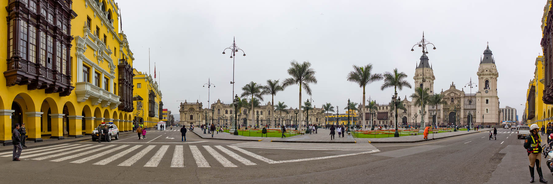 Lima : plaza Mayor