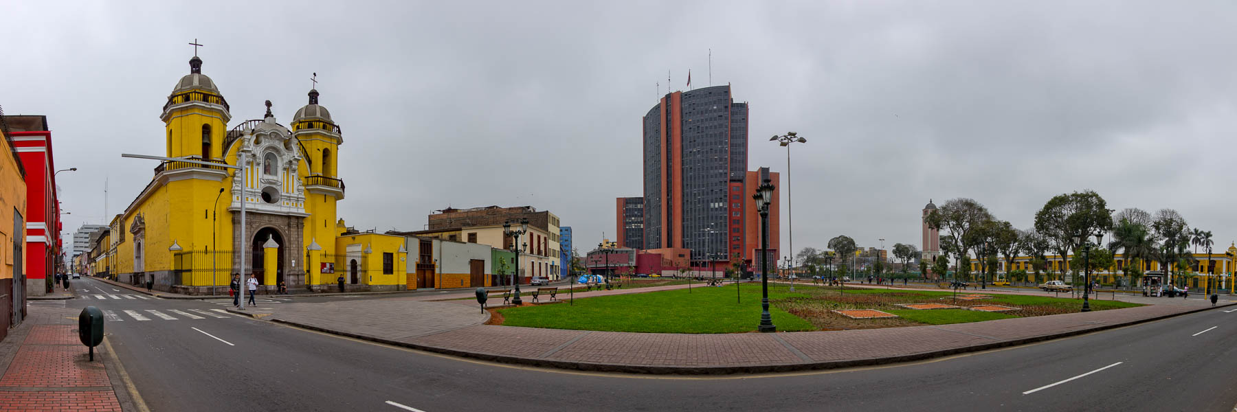 Lima : iglesia de los Huérfanos