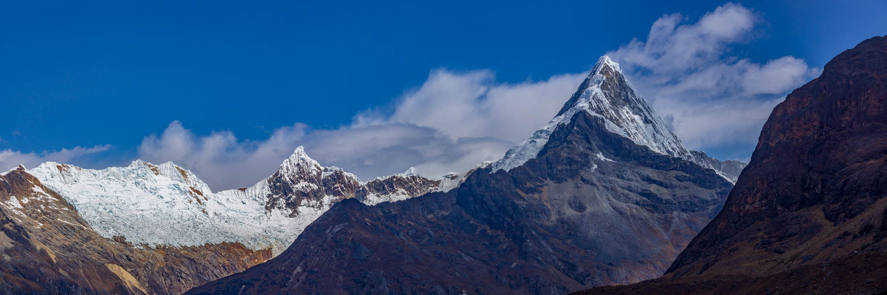 Artesonraju, 6025 m