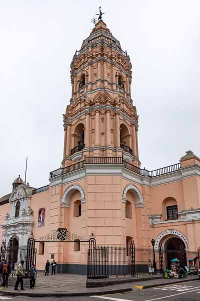 Lima : iglesia de Santo Domingo