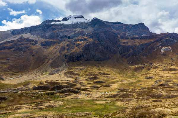 Camp et nevado Pumarinri, 5465 m