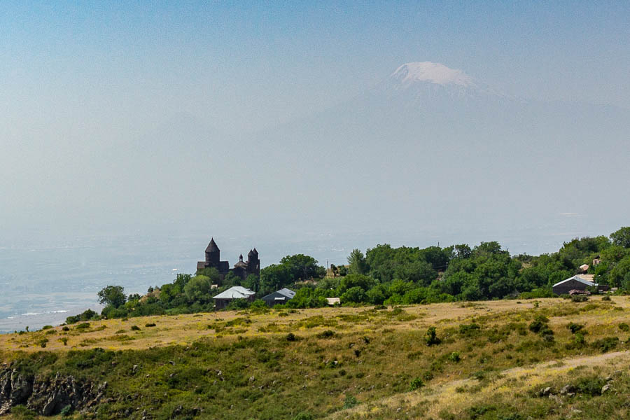 Monastère de Tegher et mont Ararat